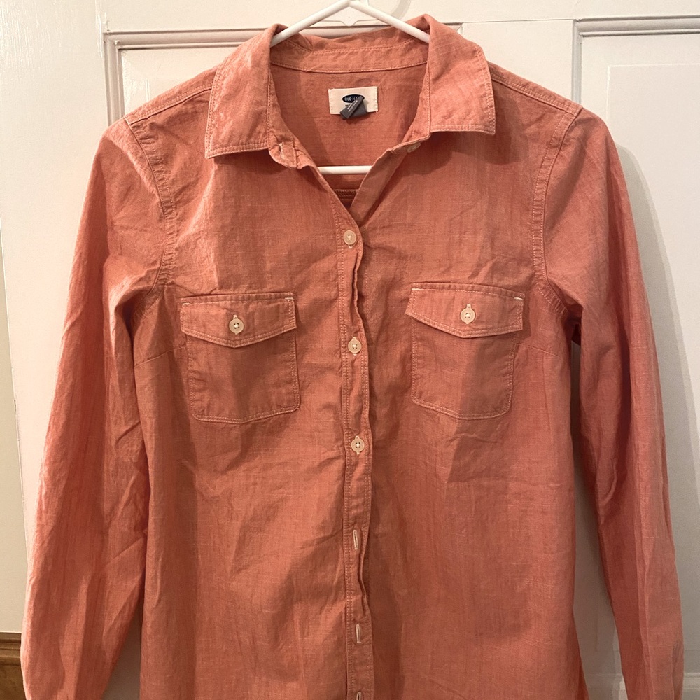 Old Navy Chambray Button Up - image 1